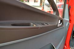 一汽红塔 解放公狮 124马力 3360轴距单排轻卡底盘(CA1044PK26L2E4)