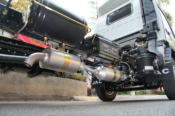 ���� ˧��E330 120���� 4.15�׵�����ʽ�Ῠ����ͼƬ