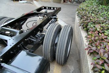 ���� ˧��E330 120���� 4.15�׵�����ʽ�Ῠ����ͼƬ