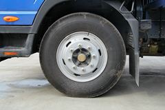 江淮帅铃 威司达W570中卡 核载版 160马力 4X2 7.6米排半厢式载货车(EQ5160XXYLZ4D)