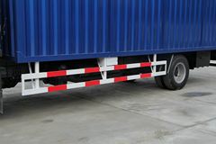 江淮帅铃 威司达W570中卡 核载版 160马力 4X2 7.6米排半厢式载货车(EQ5160XXYLZ4D)