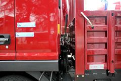 江淮帅铃 威司达W530中卡 160马力 4X2 6.75米栏板载货车(HFC1162P70K1E1)