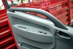 江淮帅铃 威司达W530中卡 165马力 4X2 7.5米厢式载货车底盘(HFC5162XXYP70K1E1)