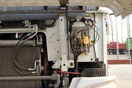 HOWO-7&nbsp;混凝土搅拌车外观                                                图片