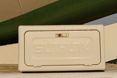 中国重汽 HOWO 380马力 8X4 混凝土搅拌车(ZZ5317GJBN3667D1)