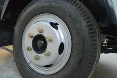 一汽凌河 109马力 4.18米单排栏板轻卡(CAL1041DCRE4A)
