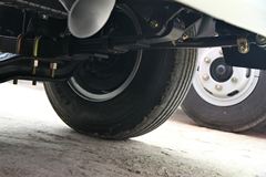 一汽红塔 解放公狮 115马力 3360轴距排半轻卡底盘(CA1040K6L3R5E4) 一汽红塔 解放公狮 115马力 3360轴距排半轻卡底盘(CA1040K6L3R5E4)