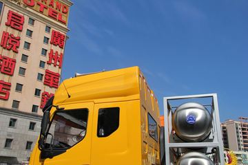 �������� ����M5�ؿ� 375���� 6X2 LNGǣ����(LZ4240M5CB)ͼƬ