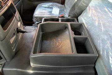 �������� ����M5�ؿ� 375���� 6X2 LNGǣ����(LZ4240M5CB)ͼƬ