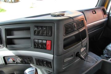 �������� ����M5�ؿ� 375���� 6X2 LNGǣ����(LZ4240M5CB)ͼƬ