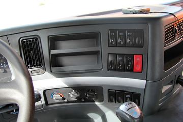 �������� ����M5�ؿ� 375���� 6X2 LNGǣ����(LZ4240M5CB)ͼƬ