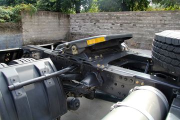 �������� ����M5�ؿ� 375���� 6X2 LNGǣ����(LZ4240M5CB)ͼƬ