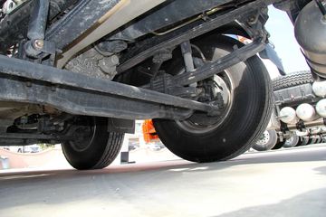 �������� ����M5�ؿ� 375���� 6X2 LNGǣ����(LZ4240M5CB)ͼƬ