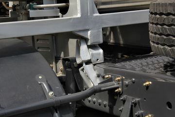 �������� ����M5�ؿ� 375���� 6X2 LNGǣ����(LZ4240M5CB)ͼƬ