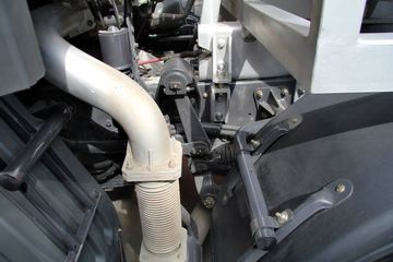 �������� ����M5�ؿ� 375���� 6X2 LNGǣ����(LZ4240M5CB)ͼƬ