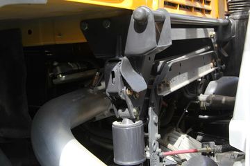 �������� ����M5�ؿ� 375���� 6X2 LNGǣ����(LZ4240M5CB)ͼƬ