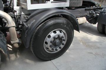 �������� ����M5�ؿ� 375���� 6X2 LNGǣ����(LZ4240M5CB)ͼƬ