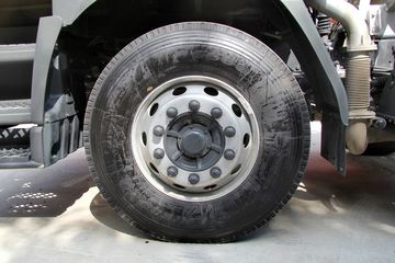 �������� ����M5�ؿ� 375���� 6X2 LNGǣ����(LZ4240M5CB)ͼƬ