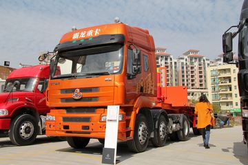 东风柳汽 乘龙M5重卡 400马力 6X2牵引车(LZ4241M5CA)