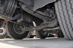 东风柳汽 乘龙M5重卡 400马力 6X2牵引车(LZ4241M5CA)