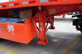 乘龙M5&nbsp;牵引车上装                                                图片