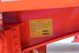 乘龙M5&nbsp;牵引车上装                                                图片