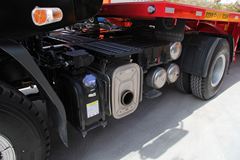 东风柳汽 乘龙M5重卡 400马力 4X2牵引车(LZ4180M5AA)