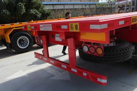 乘龙M5&nbsp;牵引车上装                                                图片