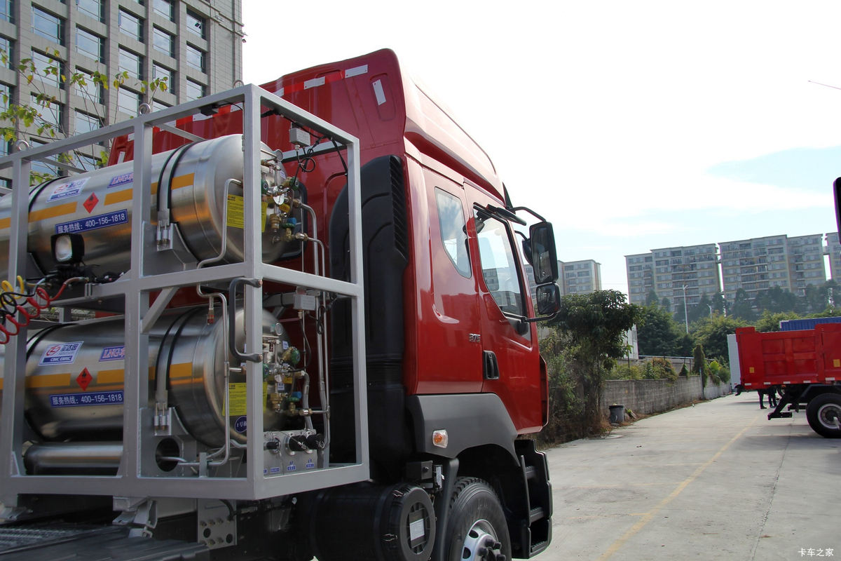  M5ؿ 375 6X4 LNGǣ(LZ4250M5DB)                                                