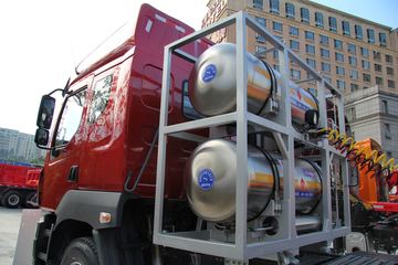  M5ؿ 375 6X4 LNGǣ(LZ4250M5DB)ͼƬ