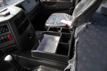 �������� ����M5�ؿ� 375���� 6X4 LNGǣ����(LZ4250M5DB)ͼƬ