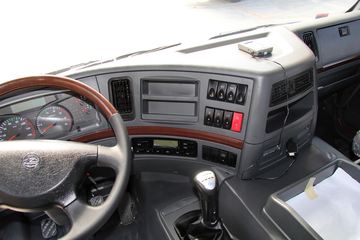 �������� ����M5�ؿ� 375���� 6X4 LNGǣ����(LZ4250M5DB)ͼƬ