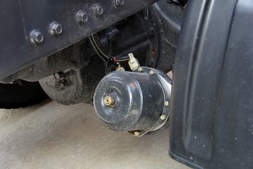 �������� ����M5�ؿ� 375���� 6X4 LNGǣ����(LZ4250M5DB)ͼƬ