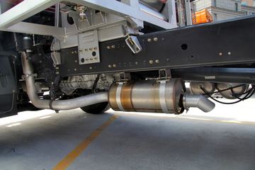 �������� ����M5�ؿ� 375���� 6X4 LNGǣ����(LZ4250M5DB)ͼƬ