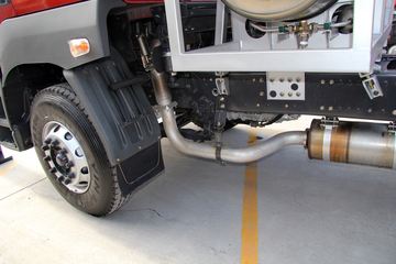 �������� ����M5�ؿ� 375���� 6X4 LNGǣ����(LZ4250M5DB)ͼƬ