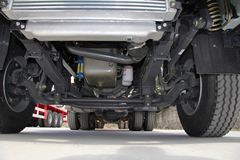 东风柳汽 乘龙M5重卡 375马力 6X4 LNG牵引车(LZ4250M5DB)