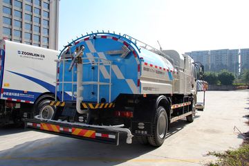 东风柳汽底盘&nbsp;清洗车外观图片