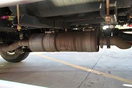 乘龙M3&nbsp;自卸车底盘                                                图片