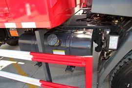 乘龙M3&nbsp;自卸车底盘                                                图片