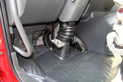 东风柳汽 乘龙M5 240马力 4X2 5.6米自卸车(LZ3122M3AA)