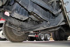 东风柳汽 乘龙M5 310马力 6X4 5.6米自卸车(LZ3258M5DA)