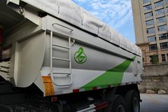 东风柳汽 乘龙M5 310马力 6X4 5.6米自卸车(LZ3258M5DA)