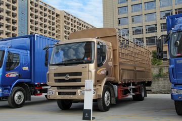 东风柳汽 乘龙M3中卡 170马力 4X2 6.75米仓栅式载货车(LZ5120CCYRAPA)