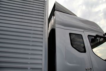 �������� ����M5�ؿ� 270���� 6X2 9.6���Ű���ʽ�ػ���(LZ5200XXYM5CA)ͼƬ