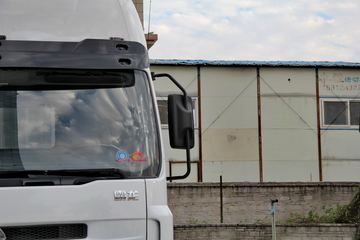 �������� ����M5�ؿ� 270���� 6X2 9.6���Ű���ʽ�ػ���(LZ5200XXYM5CA)ͼƬ