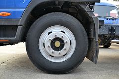 江淮帅铃 威司达W530中卡 160马力 4X2 6.8米排半厢式载货车底盘(HFC5162XXYP70K1E1)