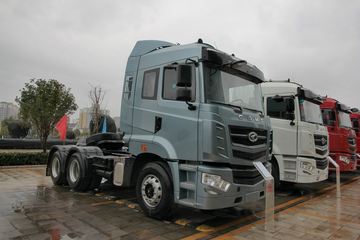 华菱 汉马H6重卡 重载型 420马力 6X4牵引车(HN4250H35C4M5)