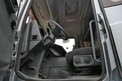 华菱 汉马重卡 375马力 6X4牵引车(HN4252A34C2M4)