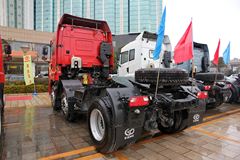 华菱 汉马重卡 345马力 6X2牵引车(HN4252A31B5M4)