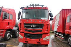华菱 汉马重卡 260马力 4X2港口牵引车(HN4180H27C4M4)